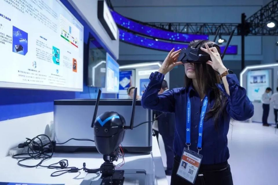 杨浦企业闪耀第二十届中国西部国际博览会，太赫兹检测技术引领创新风潮